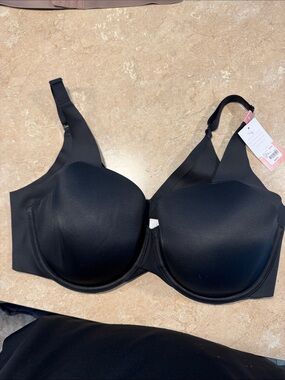 Smooth Black Full-Coverage Balconette Bra. Women Intimates